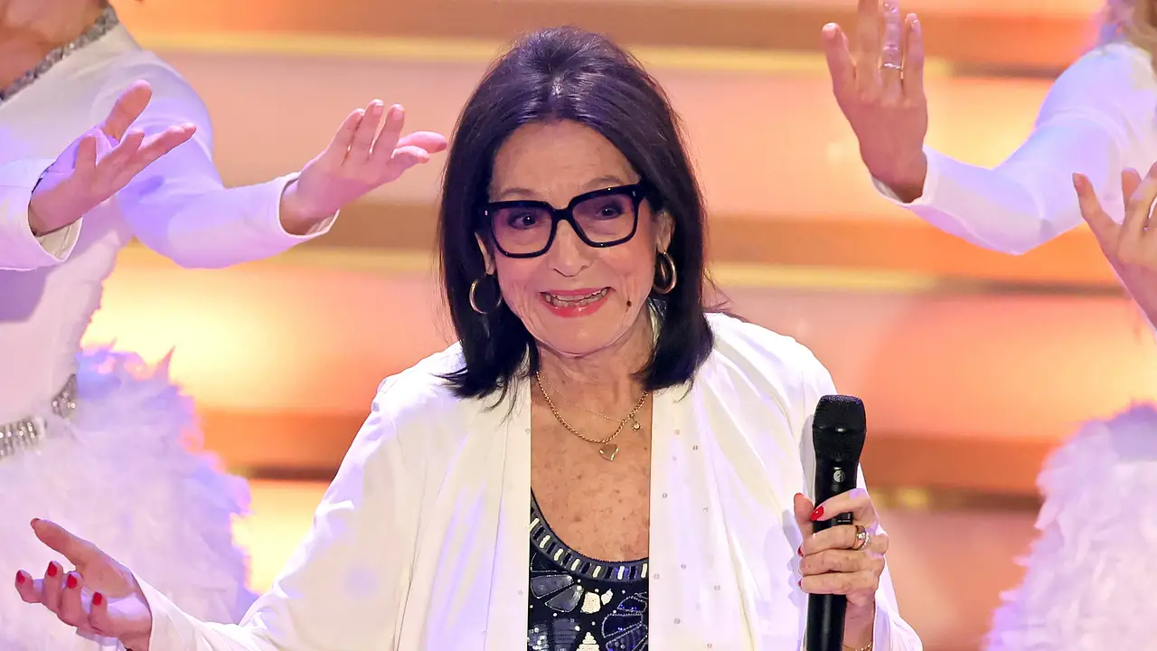 Nana Mouskouri Karriereende Nana Mouskouri Karriereende - Foto: IMAGO / STAR-MEDIA