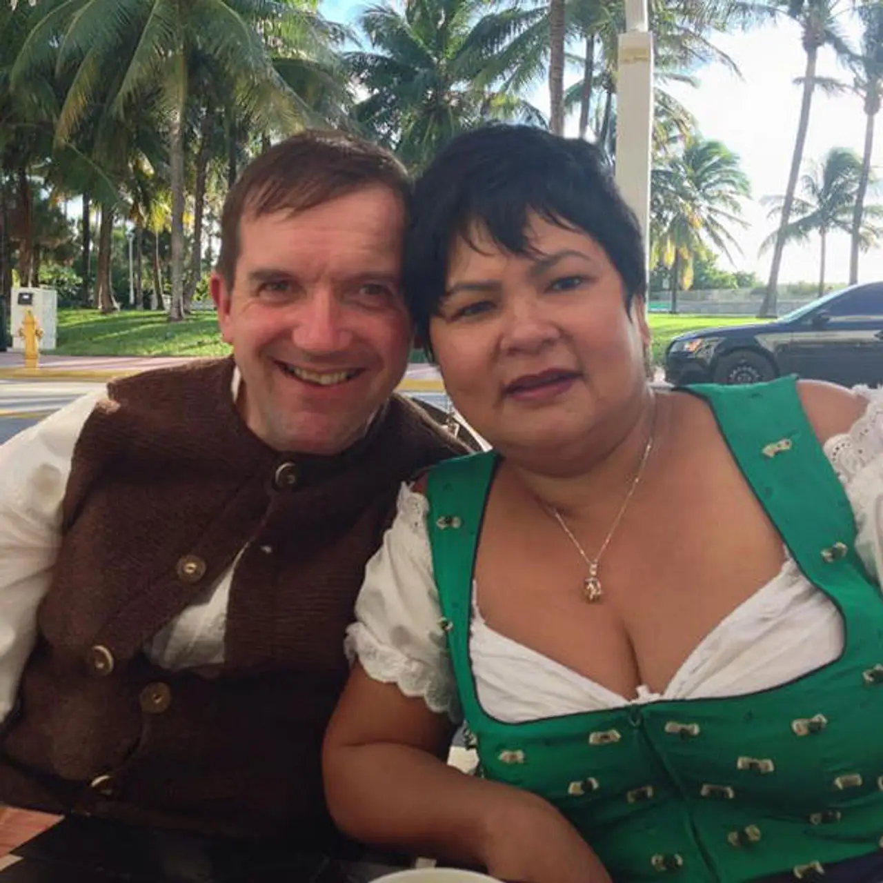 Narumol und Josef wünschen sich einen Sohn Narumol und Josef wünschen sich einen Sohn - Foto: Facebook/Narumol
