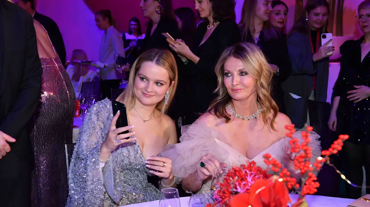Nele und Frauke Ludowig