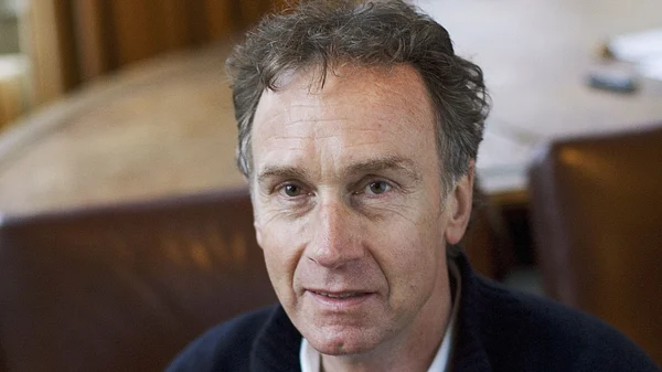Nicholas Evans