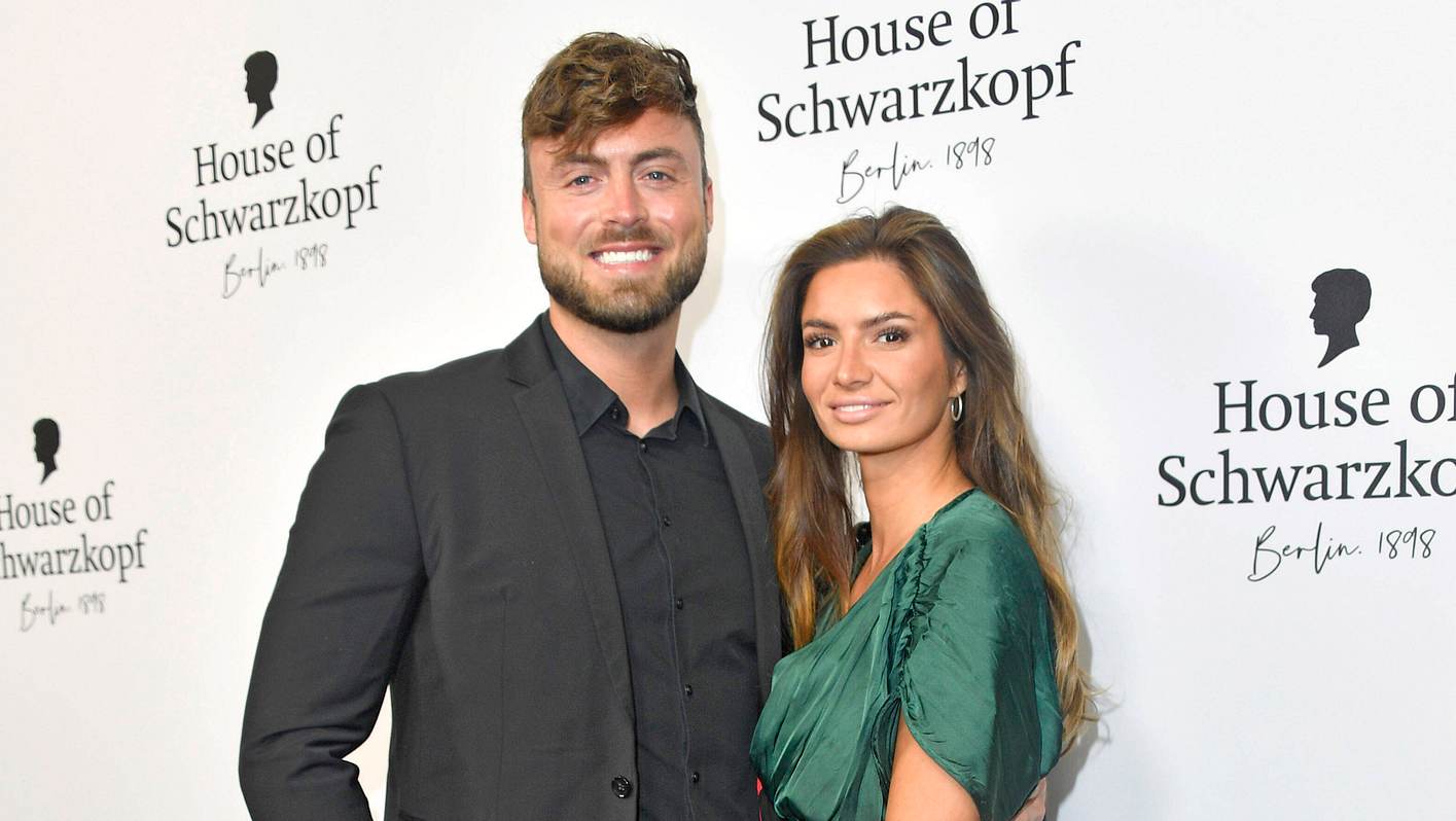 Niko Griesert mit Freundin Michele de Roos beim Grand Opening des House of Schwarzkopf in der Rosenthaler Stra�e 36. Ber