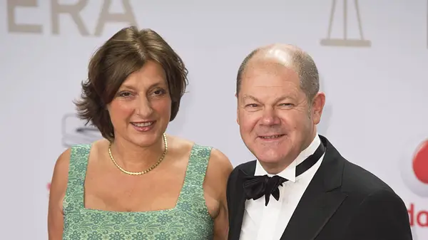 Olaf Scholz und seine Frau Britta Ernst