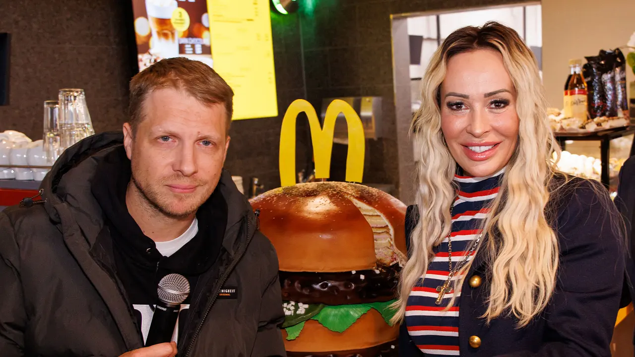 Oliver Pocher und Cora Schumacher Oliver Pocher und Cora Schumacher - Foto: Joshua Sammer/ Getty Images