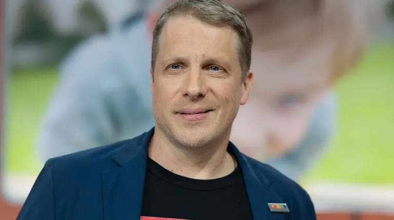 Oliver Pocher bei einer Spendengala für Kinder