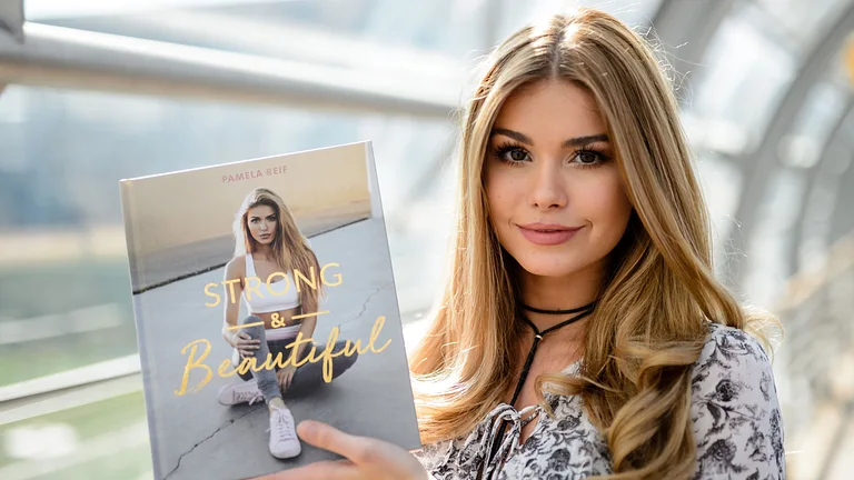 Pamela Reif verdient ein Vermögen mit Fitness