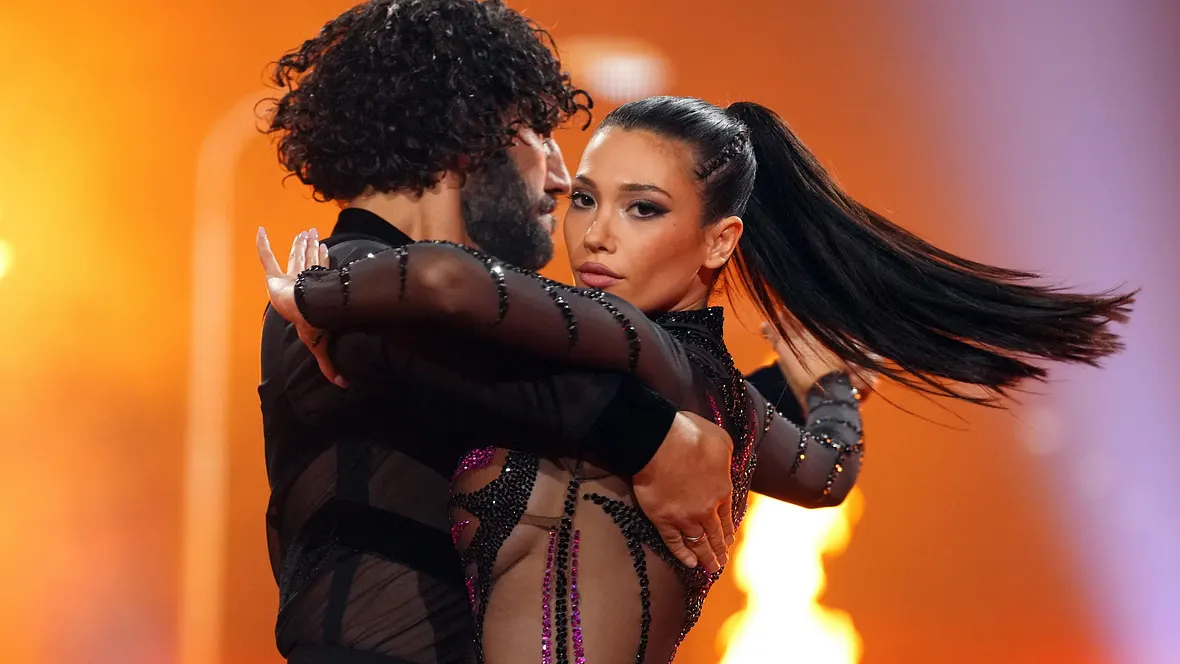 Massimo Sinató und Paola Maria bei "Let's Dance"
