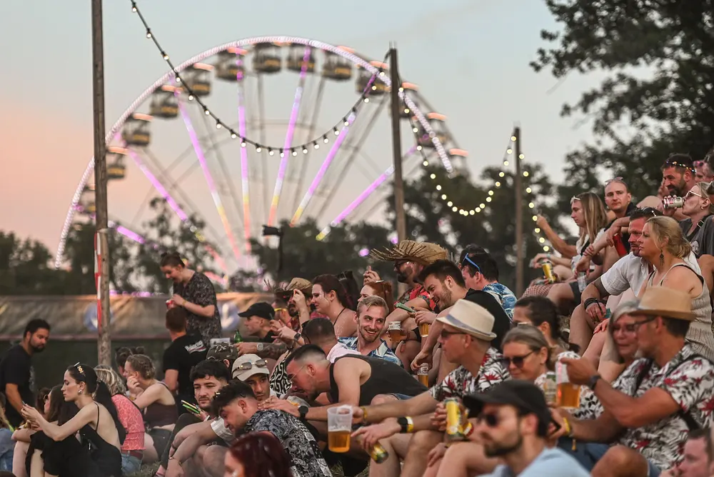 Festivalbesucher auf dem Parookaville Festivalbesucher auf dem Parookaville