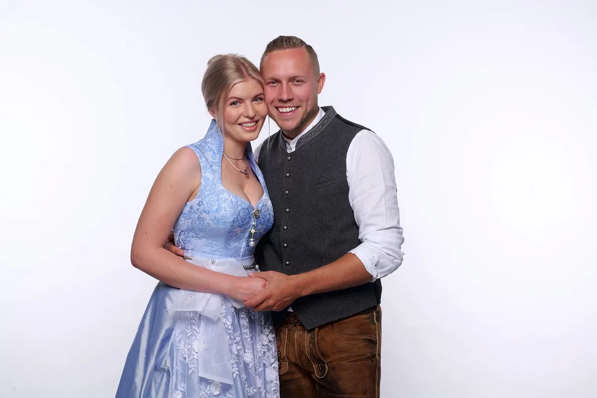 Sommerhaus: Antonia Hemmer und Patrick Romer Sommerhaus: Antonia Hemmer und Patrick Romer