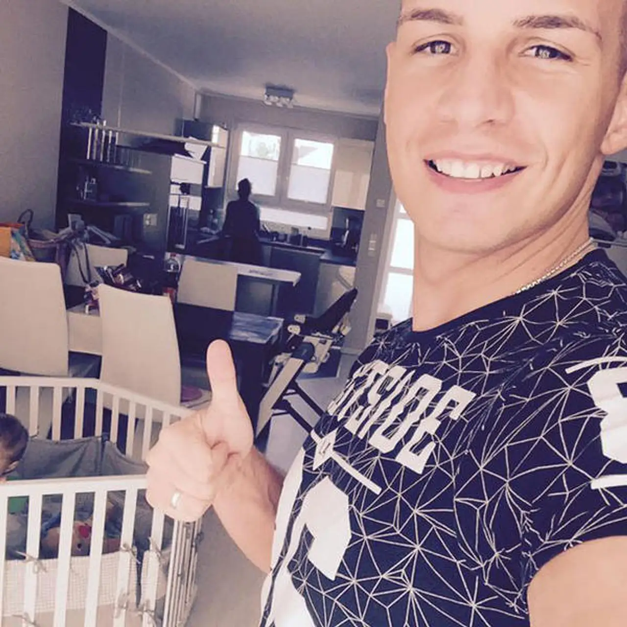 Pietro Lombardi möchte noch mehr Kinder haben Pietro Lombardi möchte noch mehr Kinder haben - Foto: Facebook/Pietro Lombardi
