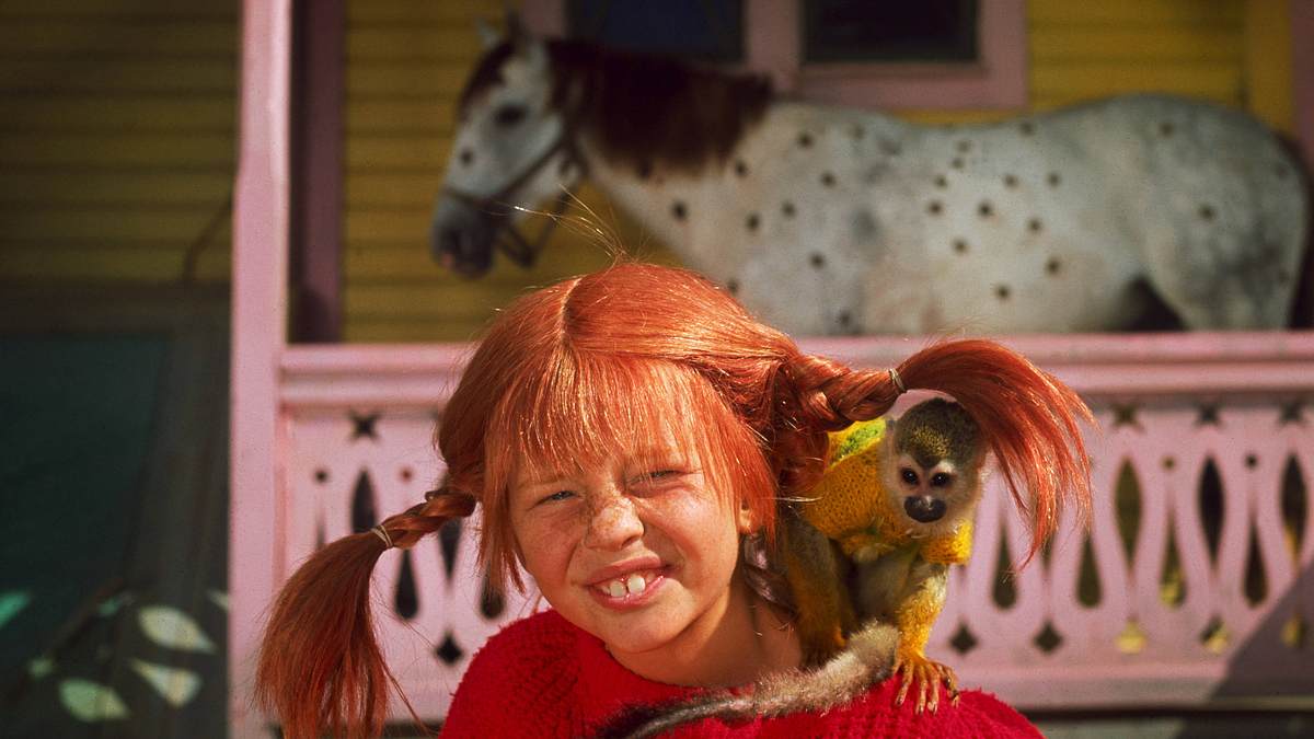 Pippi Langstrumpf mit Affe Herr Nilsson und Pferd Kleiner Onkel