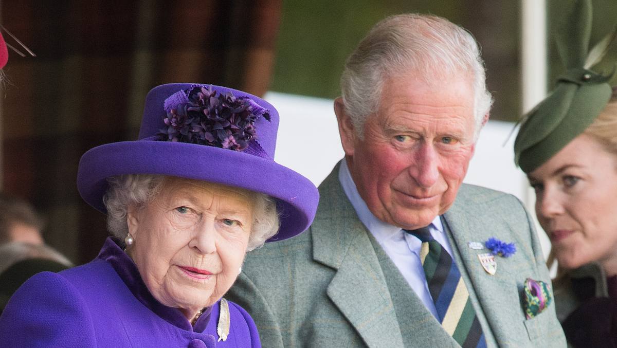 Queen Elizabeth und Prinz Charles