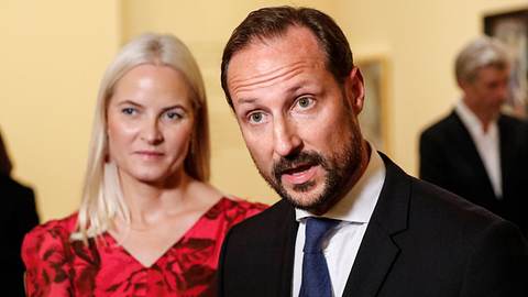 Kronprinz Haakon und Kronprinzessin Mette-Marit - Foto: IMAGO / Oliver Langel