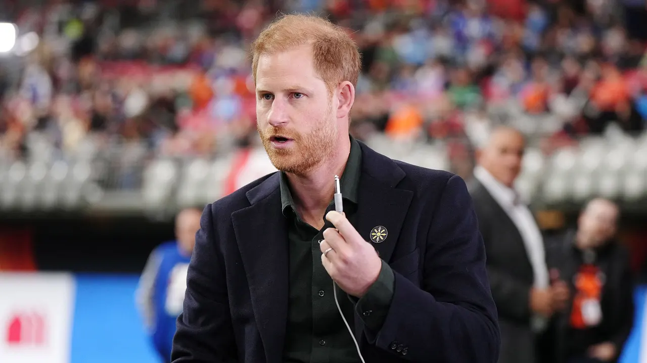 Prinz Harry Prinz Harry wirkt entsetzt. - Foto: IMAGO / ZUMA Press