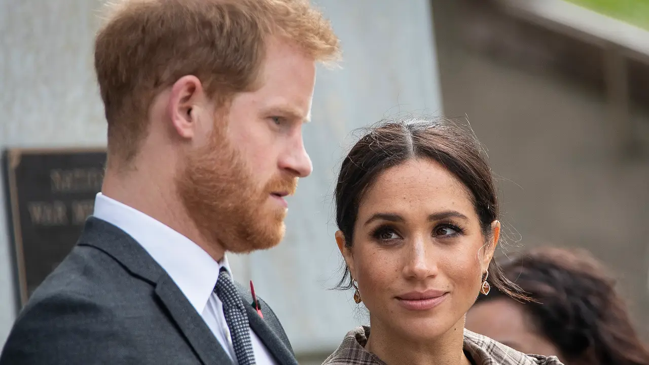 Prinz Harry und Herzogin Meghan Prinz Harry und Herzogin Meghan - Foto: Rosa Woods - Pool/ Getty Images