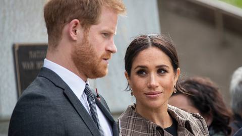 Prinz Harry und Herzogin Meghan - Foto: Rosa Woods - Pool/ Getty Images