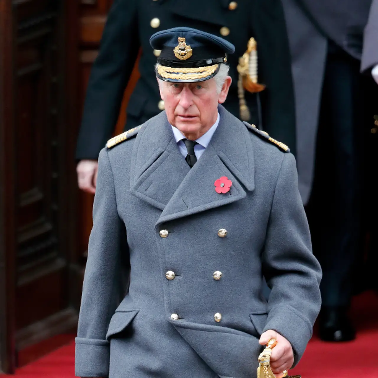 Prinz Charles wirkt sichtlich überfordert Prinz Charles: Ist er der Thronfolge in seinem Alter noch gewachsen? - Foto: Getty Images