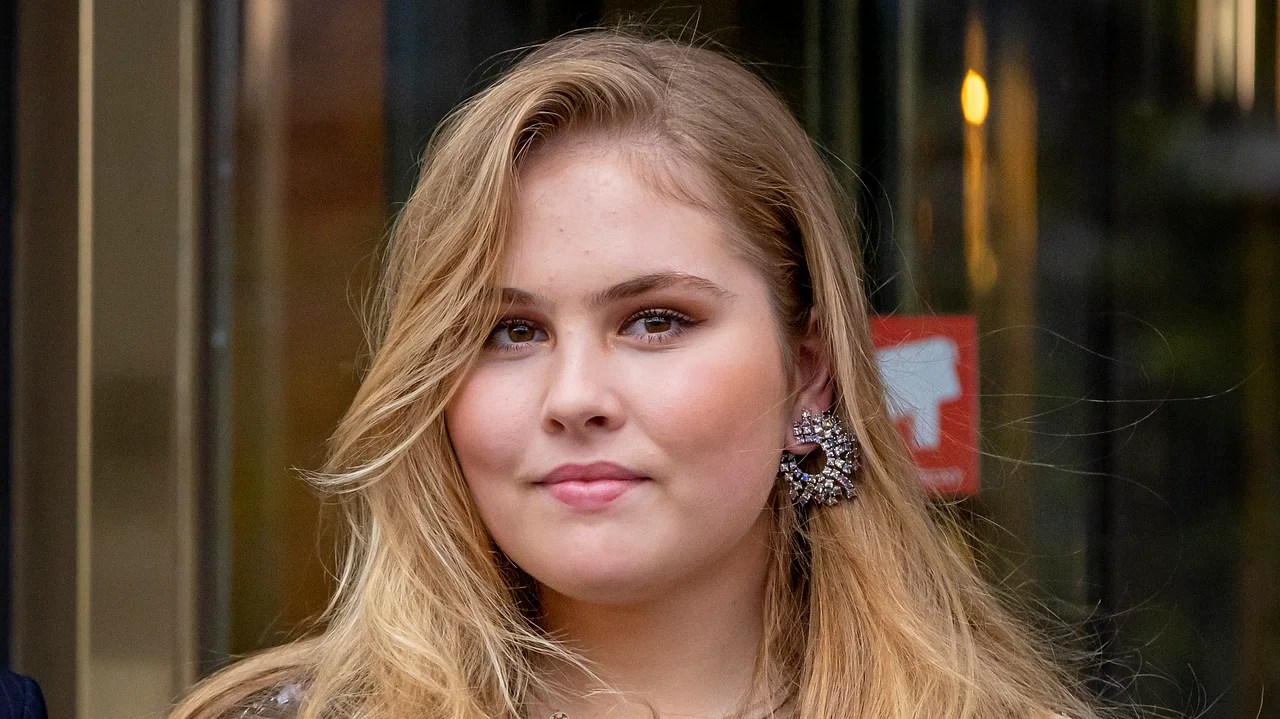 Prinzessin Amalia & Prinzessin Ingrid Alexandra Prinzessin Amalia & Prinzessin Ingrid Alexandra - Foto: Patrick van Katwijk/WireImage