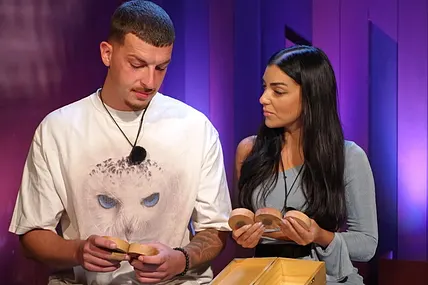 Nico und Jennifer Iglesias, ein Ex-Paar in der aktuellen Staffel von "Prominent getrennt" besprechen die Nominierung. Doch diese geht anders aus als geplant. 
