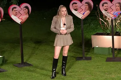 Laura Peuker steht bei der zweiten Nominierung von "Prominent getrennt" vorne und verkündet ihre Entscheidung