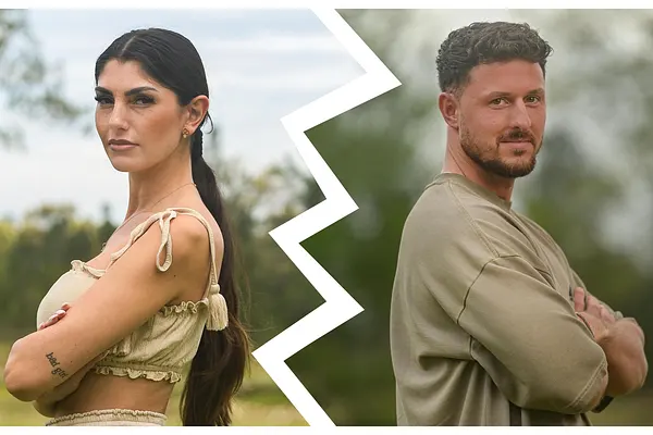 Yeliz Koc und Jannik Kontalis posieren für "Prominent getrennt", beide stehen Rücken zu Rücken und mit verschränkten Armen, in der Mitte teilt ein Blitz das Bild in zwei