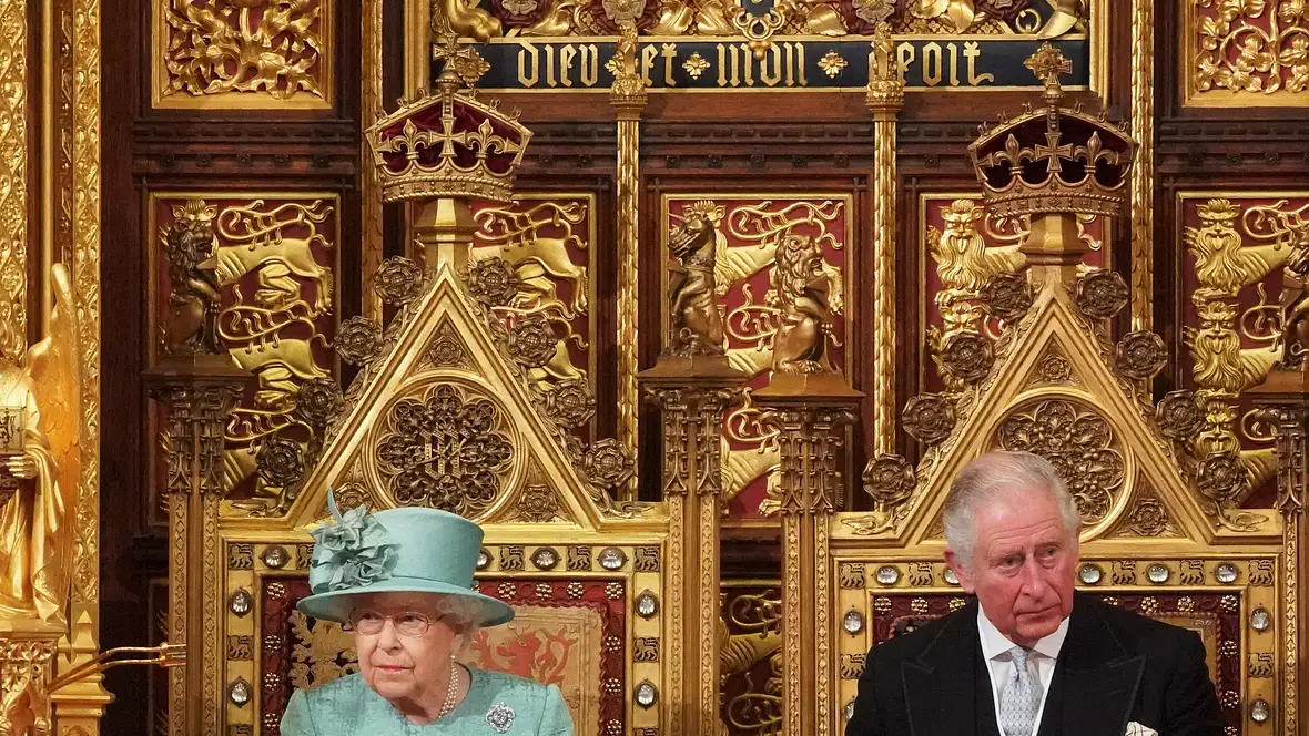 Queen Elizabeth und Prinz Charles