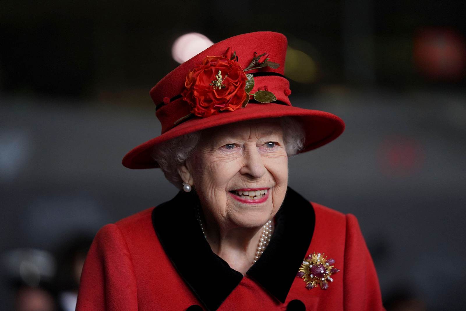 Queen Elizabeth: So sieht ihr neues Leben ohne Prinz Philip aus | InTouch