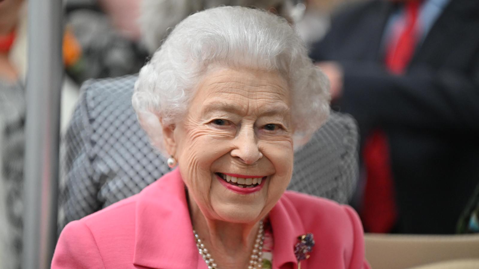 Queen Elizabeth Jung So Hübsch Sah Die Monarchin Früher Aus Intouch