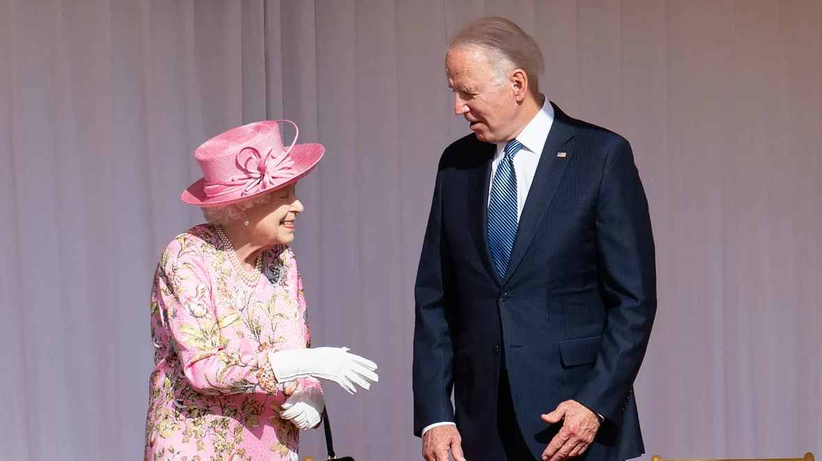 Queen Elizabeth und Joe Biden Queen Elizabeth und Joe Biden