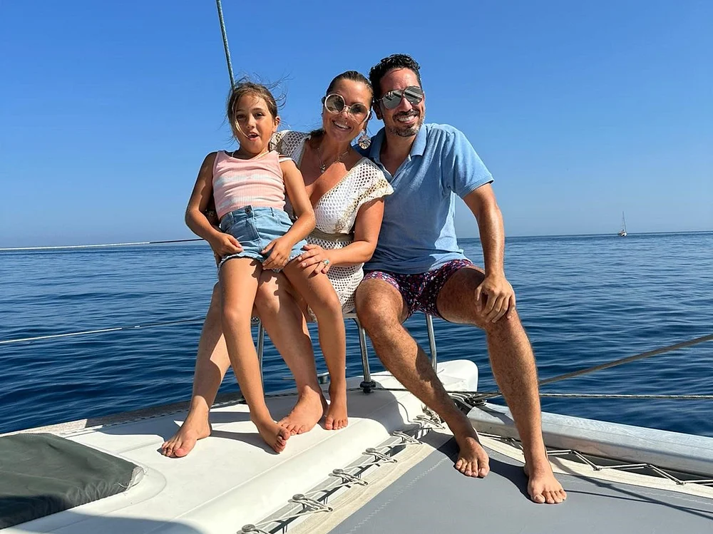Rebecca Kratz mit Mann Julio und Tochter Alaia in Marbella Rebecca Kratz mit Mann Julio und Tochter Alaia in Marbella