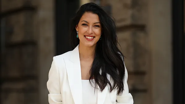 Rebecca Mir