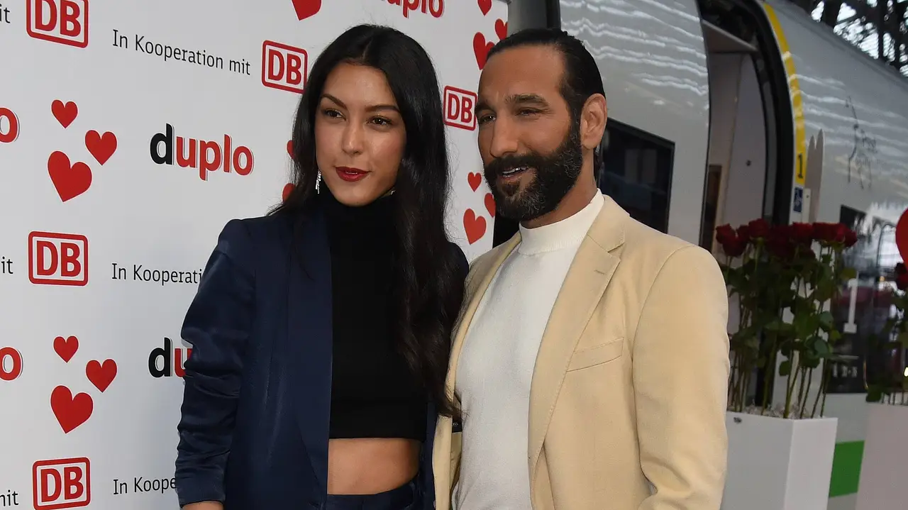 Rebecca Mir und Massimo Sinató Rebecca Mir und Massimo Sinató - Foto: IMAGO/ Hartenfelser