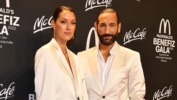 Rebecca Mir und Massimo Sinató