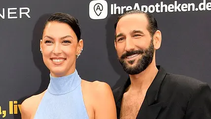 Rebecca Mir & Massimo Sinató