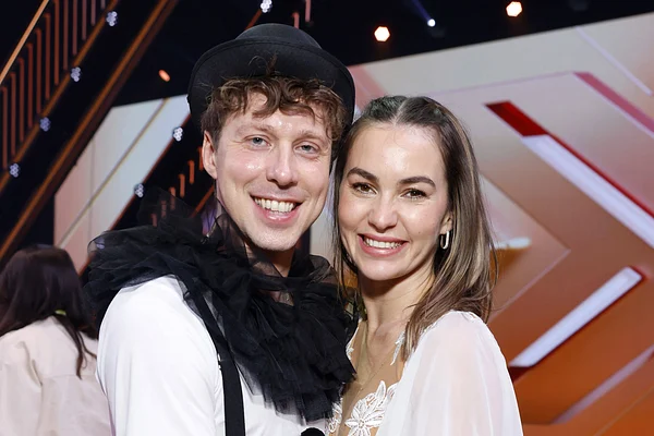Renata Lusin und ihr Mann Valentin bei "Let's Dance". Jetzt gibt sie ein Babypläne-Update  