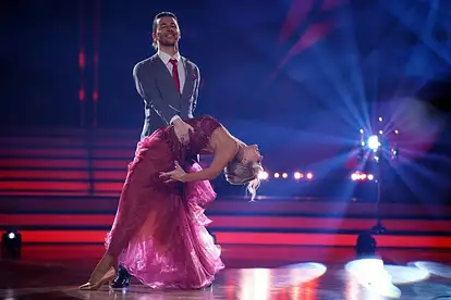 Bei Riccardo Basile und Isabel Edvardsson funkte 2022 bei "Let's Dance" (zum Glück) nicht, doch er hat jetzt privat seine große Liebe gefunden.