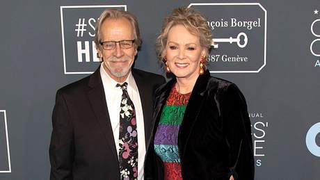 Richard Gilliand und Jean Smart - Foto: imago