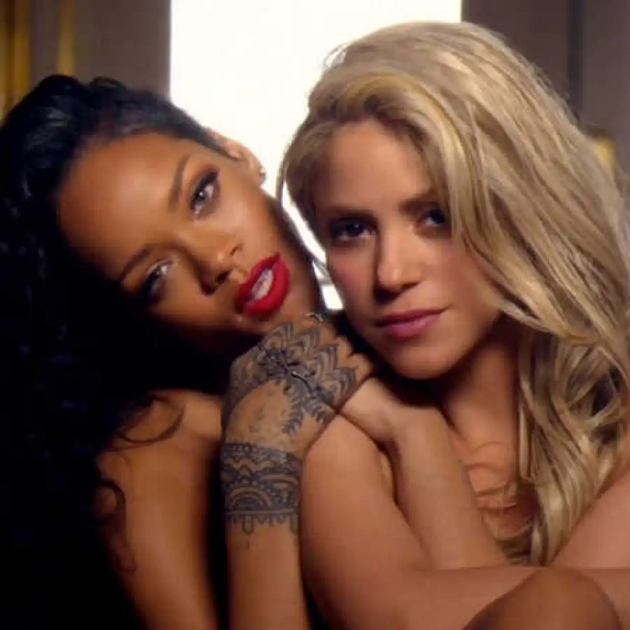 So sexy ist der Clip zu "Can't Remember to Forget You". So sexy ist der Clip zu "Cant Remember to Forget You". - Foto: Screenshot / Vevo