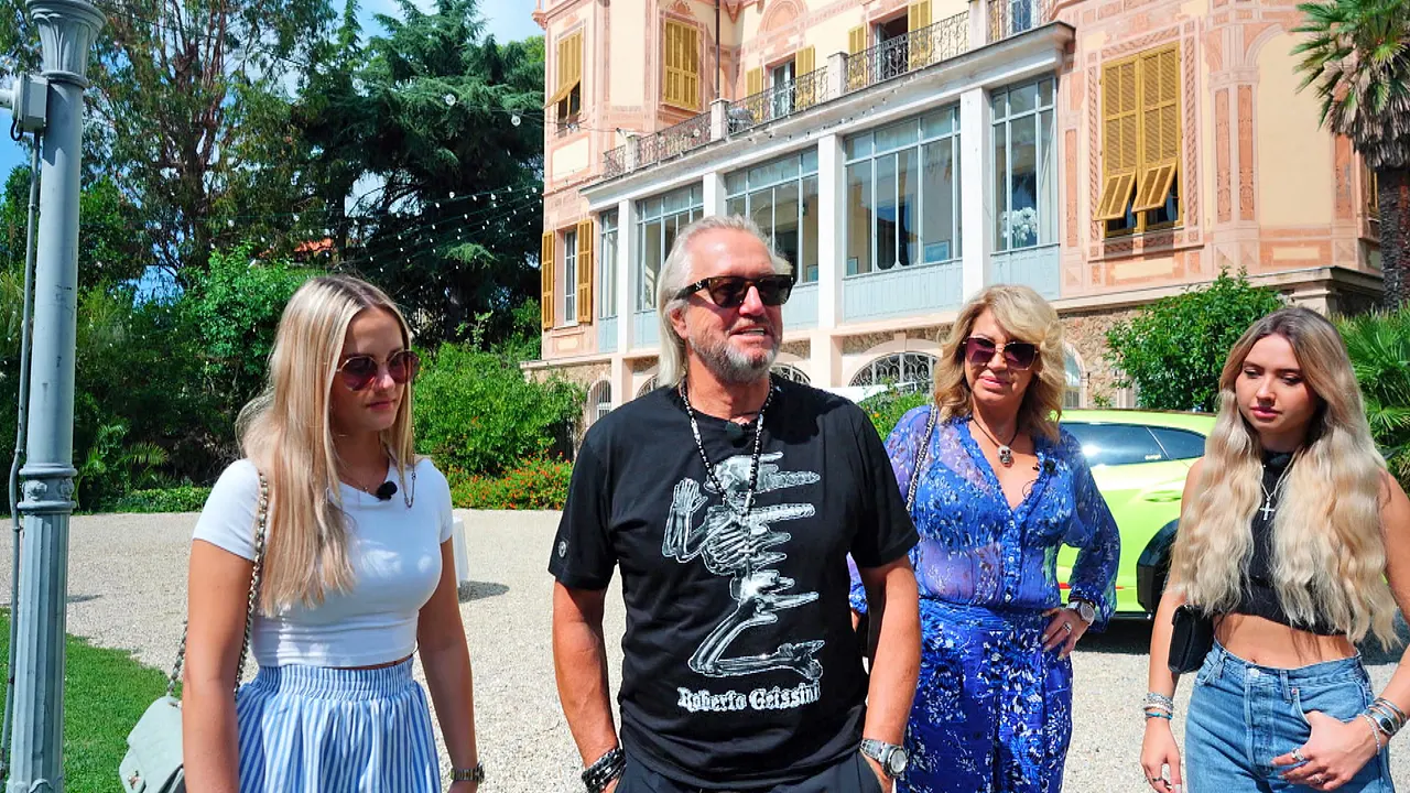 robert geiss carmen geiss testament tnewcimid66l die geissens 403 villa alfred nobel Robert, Carmen, Davina und Shania Geiss - Foto: RTLzwei