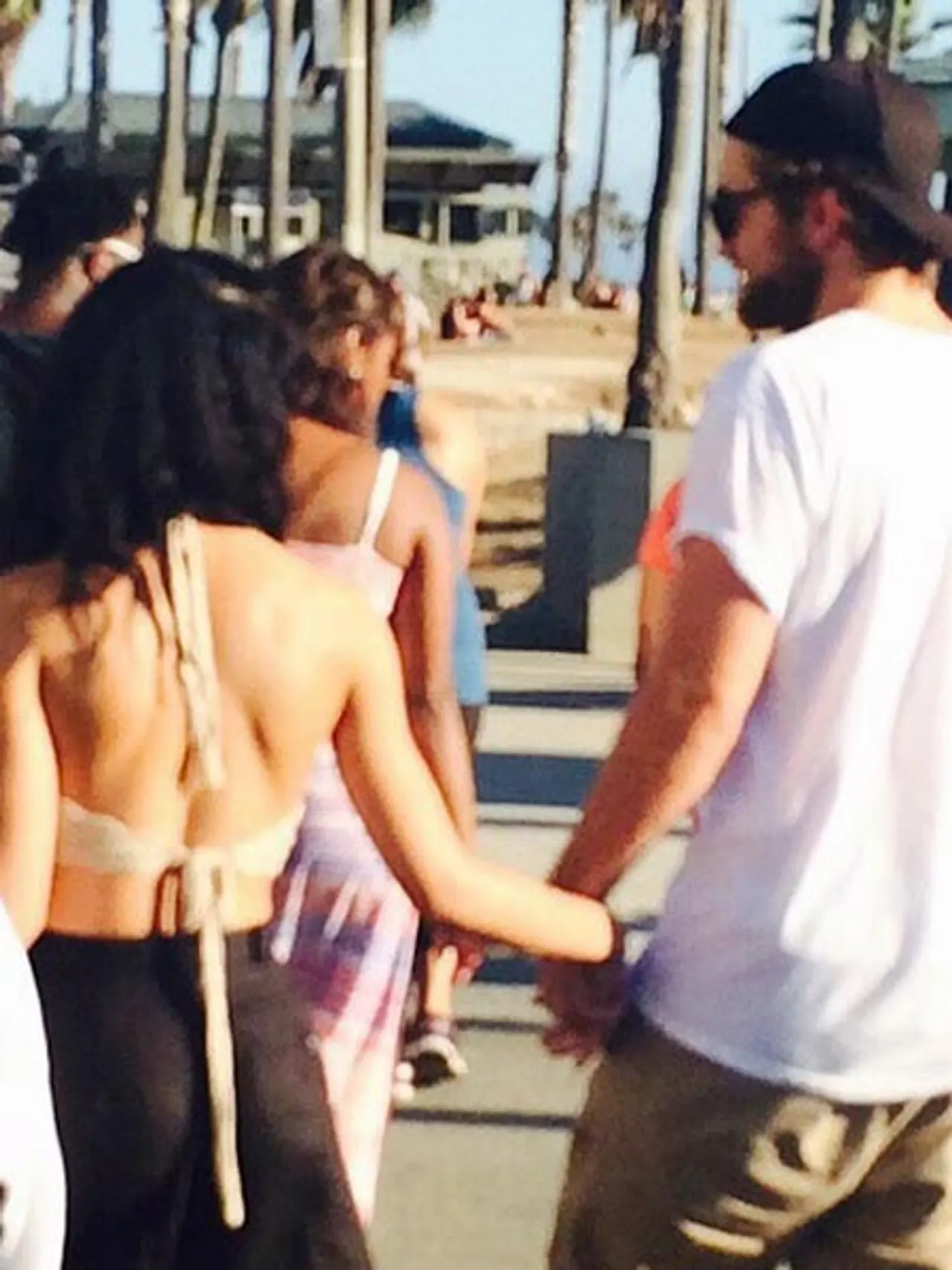 FKA Twigs setzt Robert Pattinson auf Diät für besseren Sex! FKA Twigs setzt Robert Pattinson auf Diät für besseren Sex! - Foto: instagram.com/shia_da