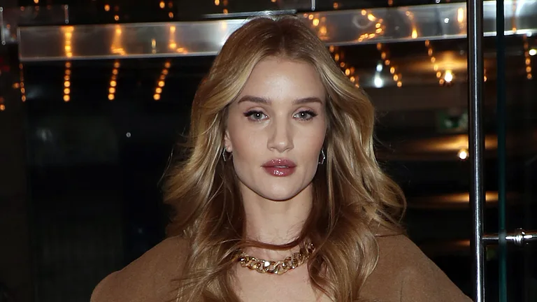 Rosie Huntington-Whiteley: 7 Tricks, um pro Woche 2 kg abzunehmen!