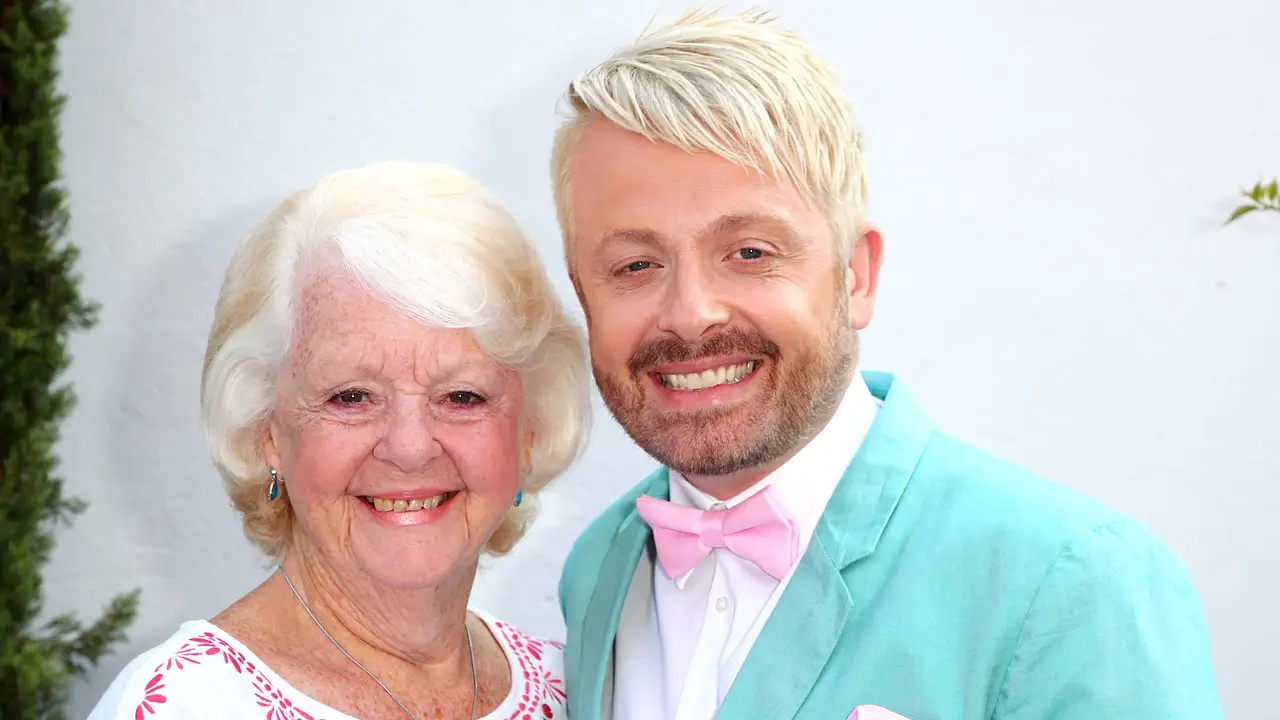 Ross Antony und Mutter Vivien Ross Antony und Mutter Vivien - Foto: IMAGO / STAR-MEDIA
