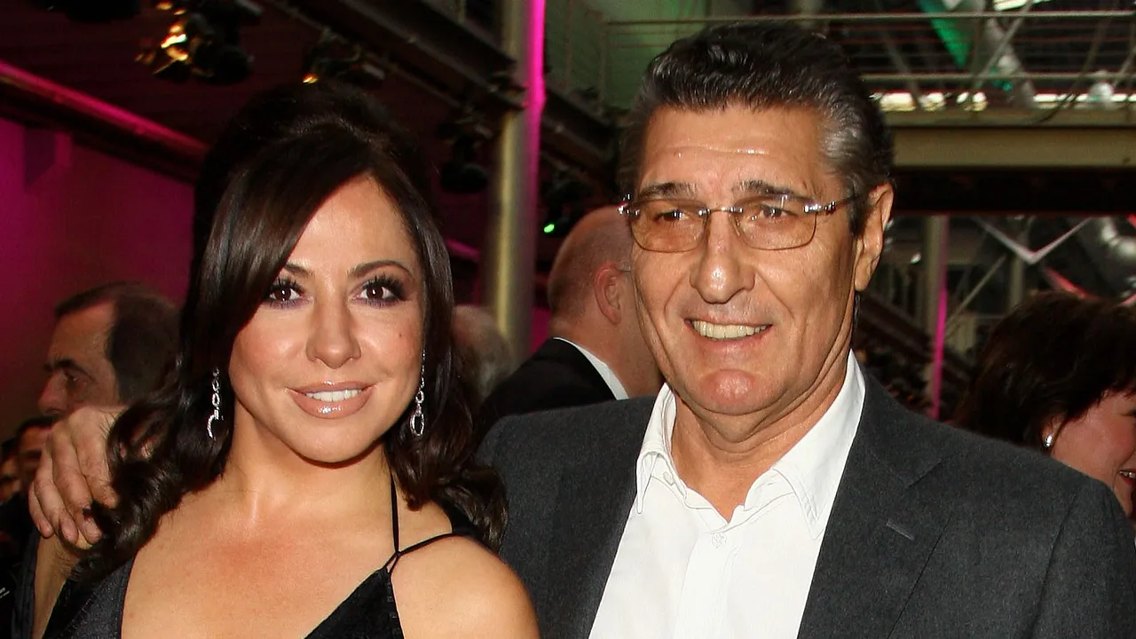 Nach Rudi Assauers Tod: Jetzt meldet sich Simone Thomalla zu Wort! Nach Rudi Assauers Tod: Jetzt meldet sich Simone Thomalla zu Wort! - Foto: Getty Images