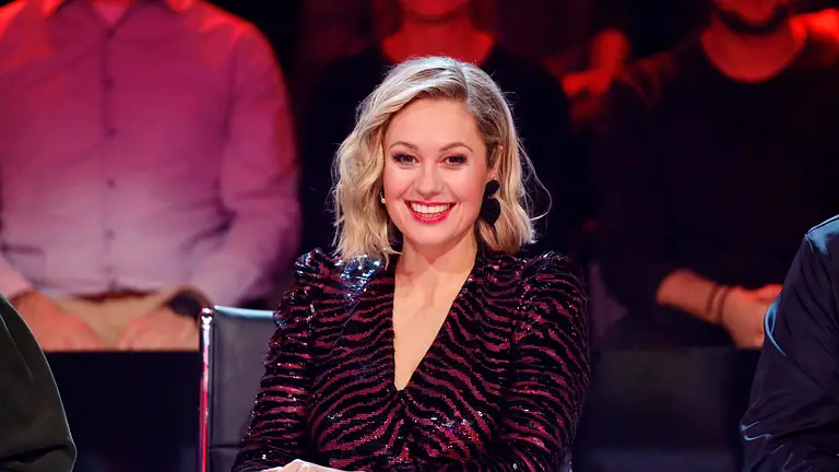 Ruth Moschner mit Make-Up bei "The Masked Singer"