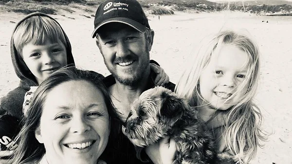 Sabrina und Ben Davis mit den Kindern bei "Goodbye Deutschland" heute