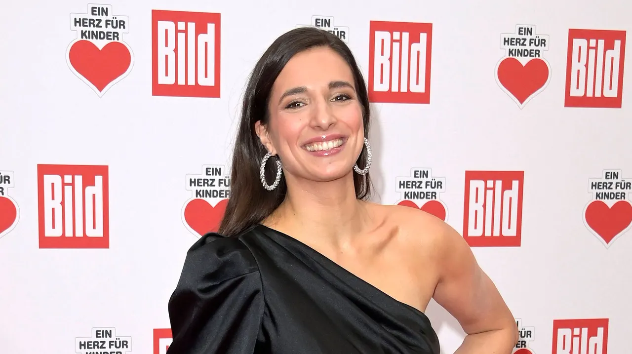 Sally Özcan Sally Özcan - Foto: IMAGO/ Future Image