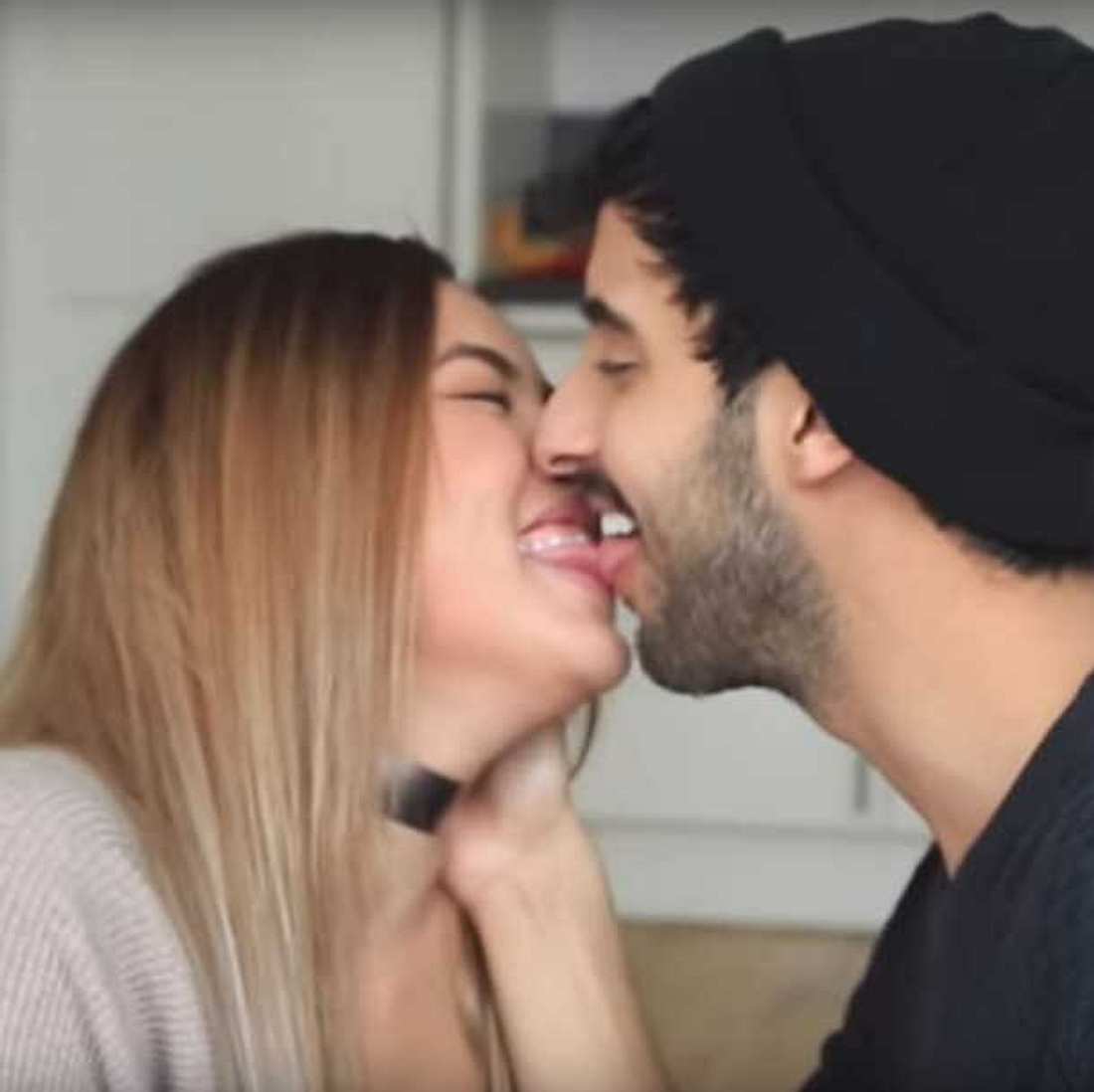 Sami Slimani schockt seine Fans mit Zungenkuss-Video auf YouTube!