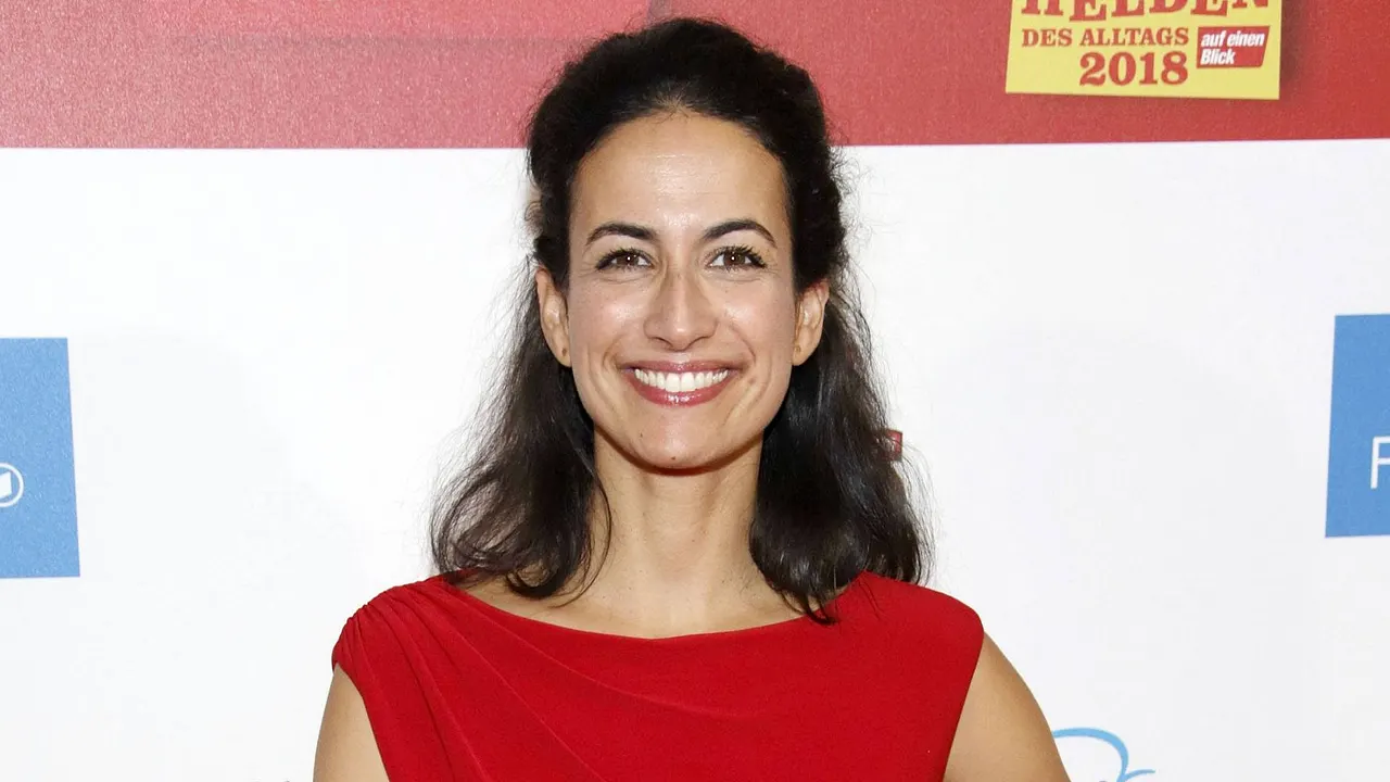 Sanam Afrashteh - "In aller Freundschaft - Die jungen Ärzte" Sanam Afrashteh - In aller Freundschaft - Die jungen Ärzte - Foto: IMAGO / Future Image