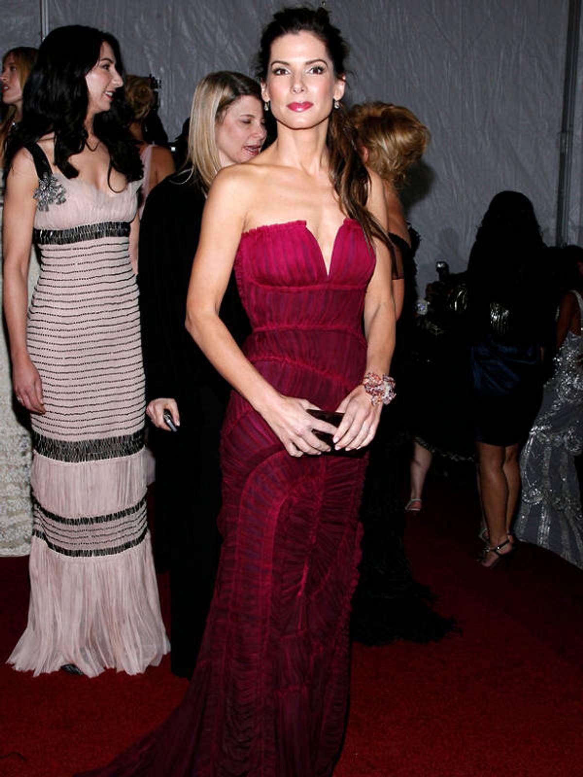 Sandra Bullock: die schönsten Red Carpet-Auftritte der Hollywood-Topverdienerin - Bild 23
