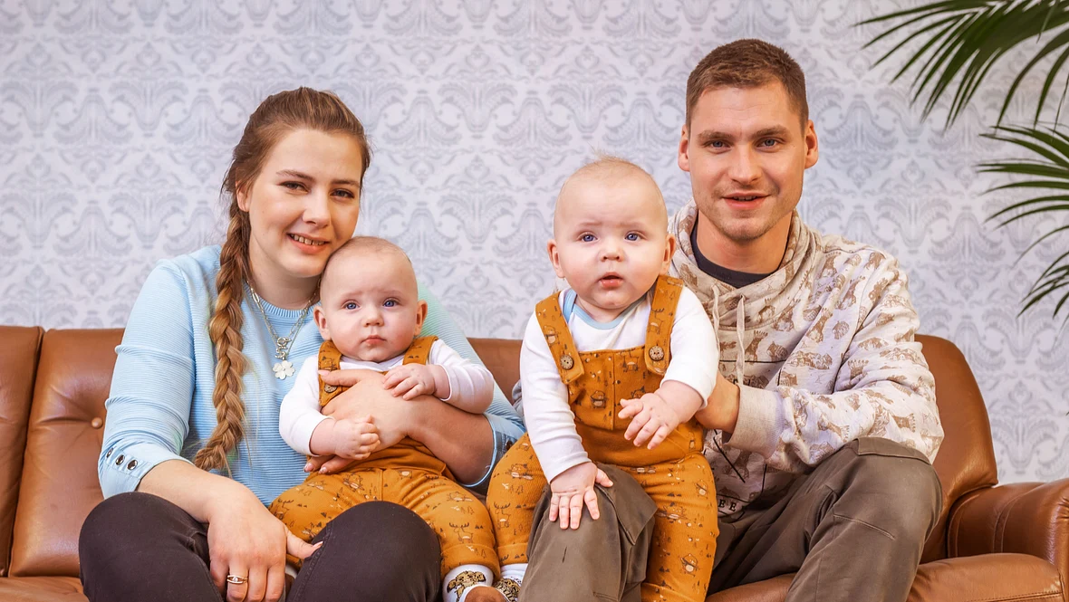 Sarafina, Peter, Emory und Casey Wollny