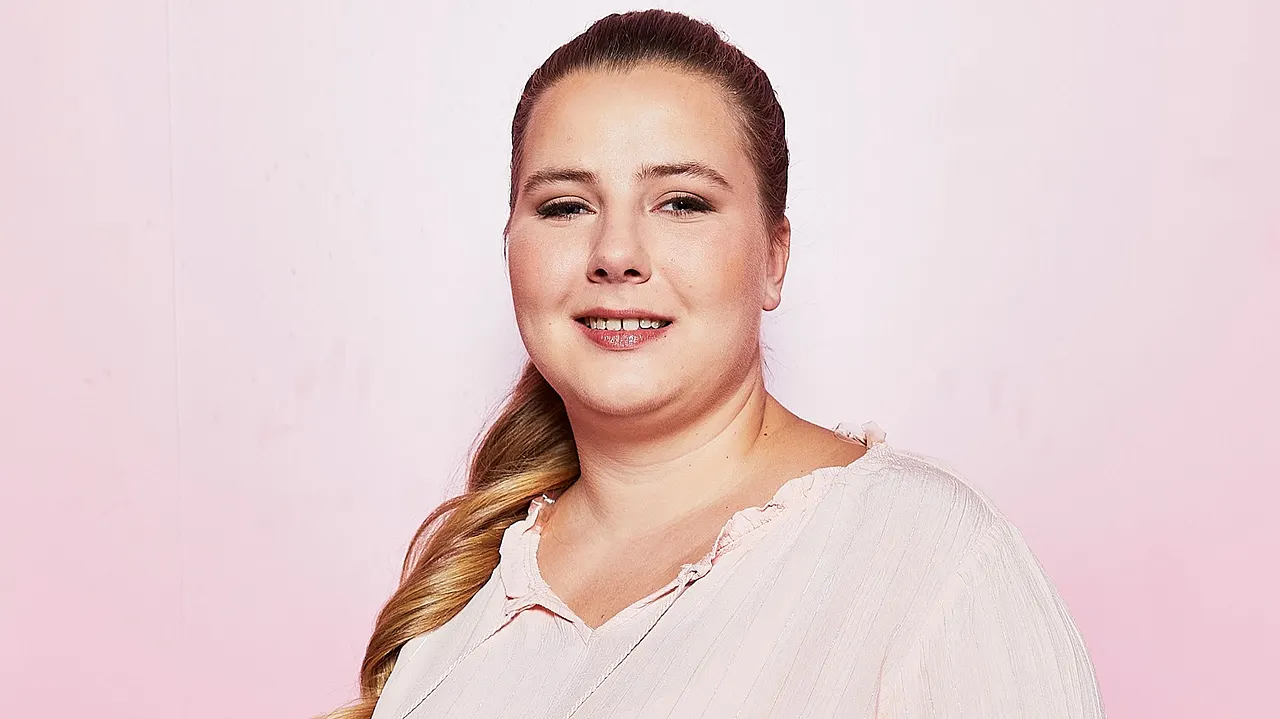 Sarafina Wollny zeigt ihren Babybauch - Foto: RTLzwei Sarafina Wollny zeigt ihren Babybauch - Foto: RTLzwei